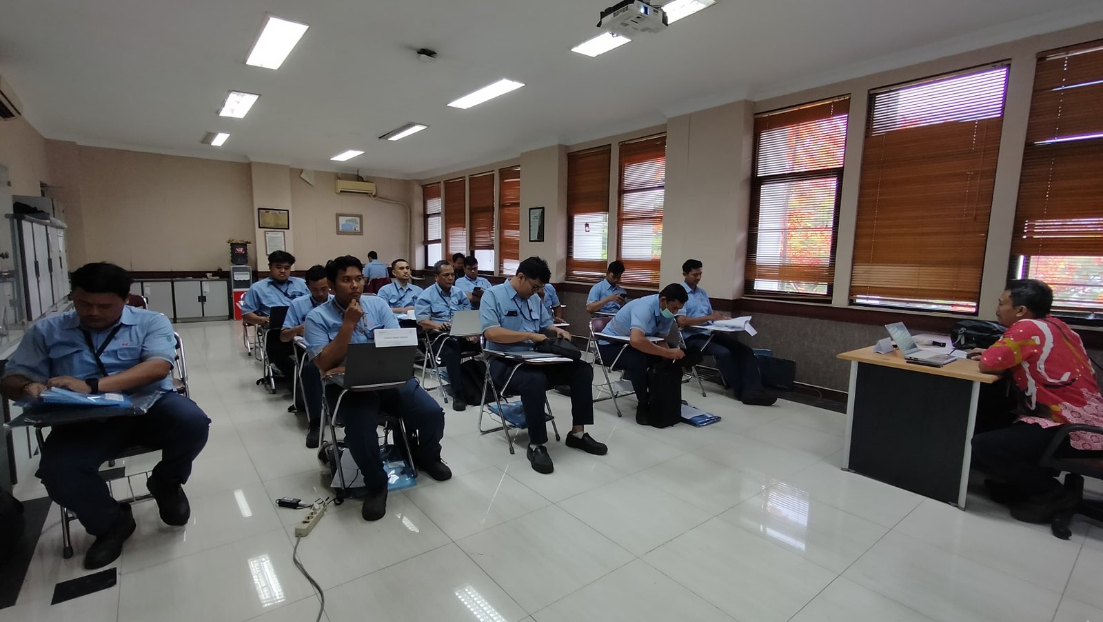 Foto Penutupan Public Training Batch 2026